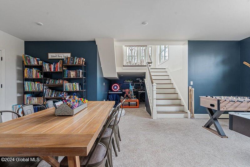5th image of 4 Brookhaven Court