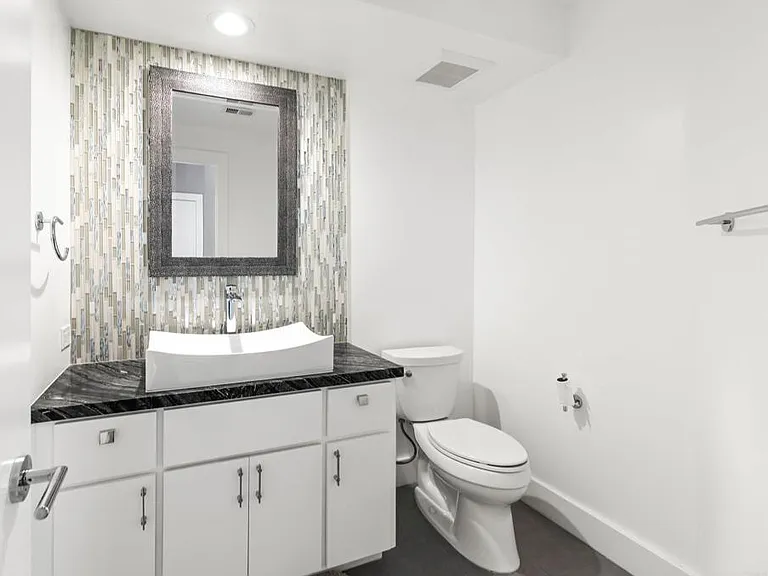 54877 Inverness Way — Photo 25