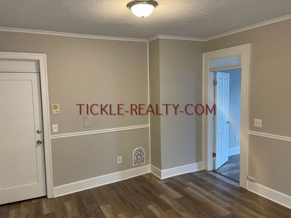 220 Oxford St Unit 3