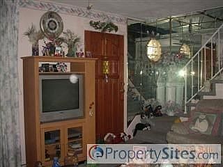 2nd image of 463 49th St