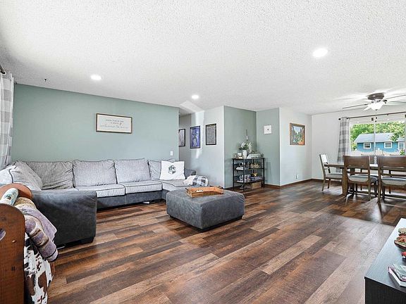 3rd image of 3811 CLIFF STREET