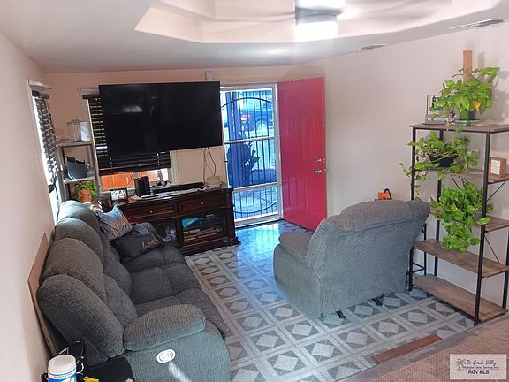 2nd image of 23105 Hidalgo Ave