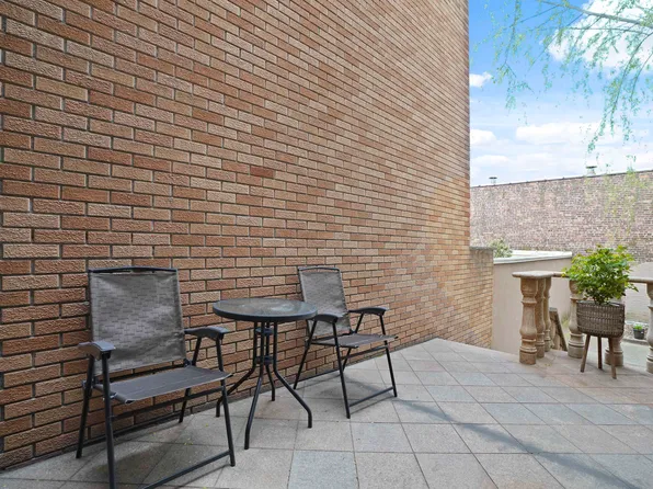 6 Lombardy Street image 38 of 48