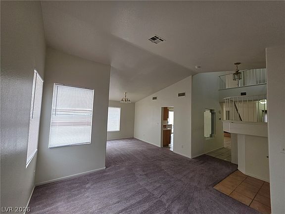 4th image of 25 Newburg Ave