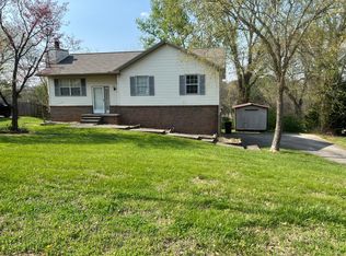 2412 Bishops Bridge Rd, Knoxville, TN 37922