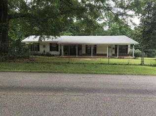 2699 Lee Road 380, Valley, AL