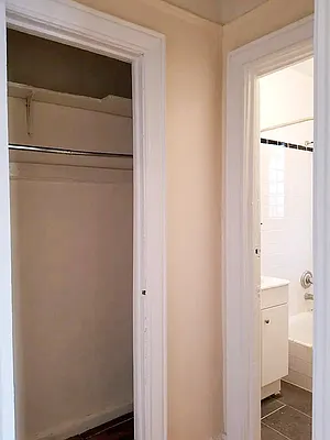 Rented by New York Residence | media 18