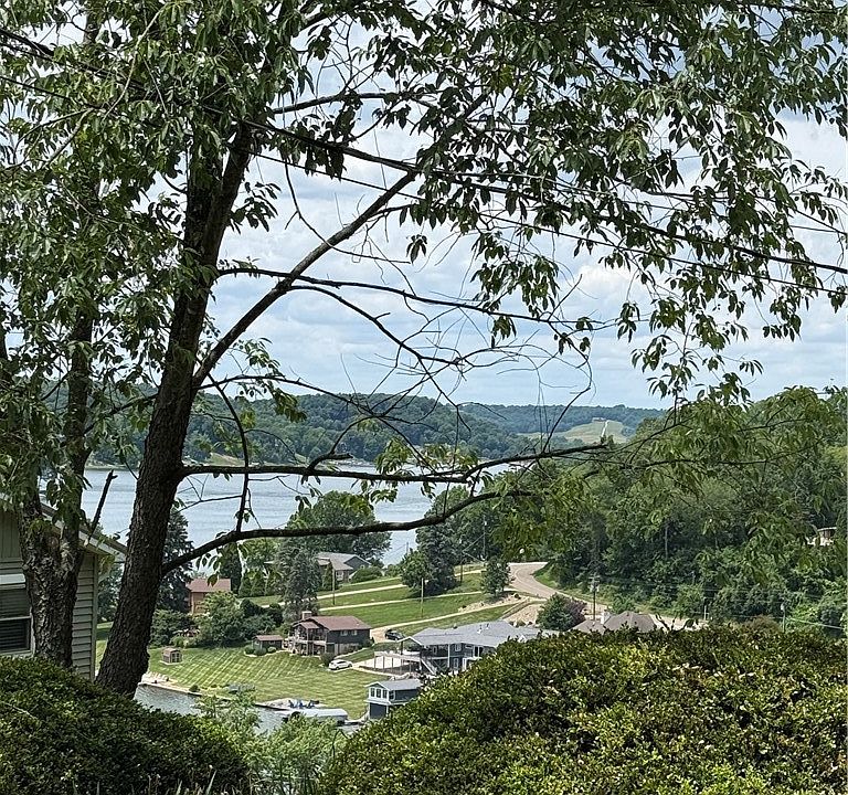 2nd image of 685 San Chez Trl