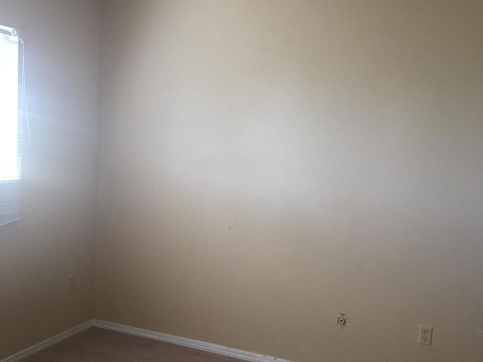 2nd image of 4043 Peak View Dr