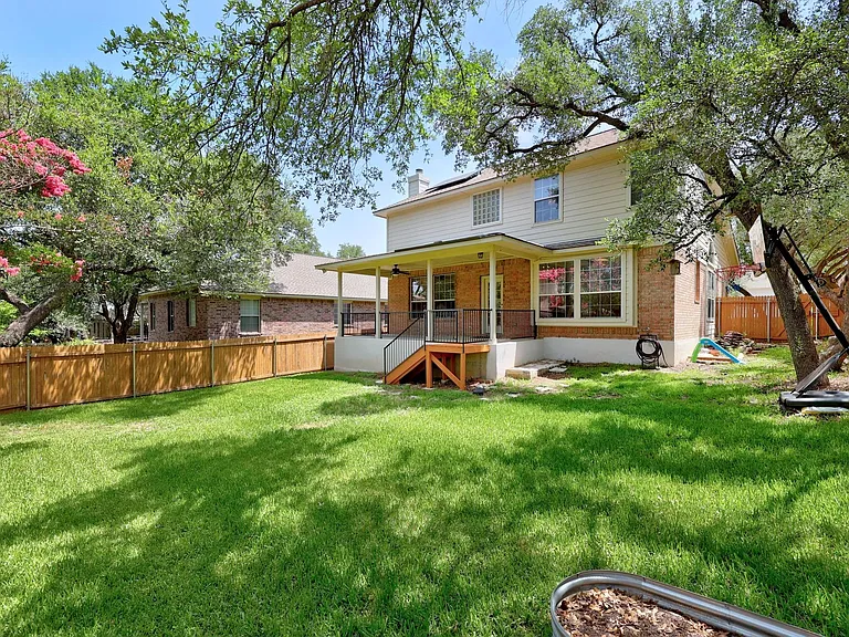 9400 Billingham Trl — Photo 32