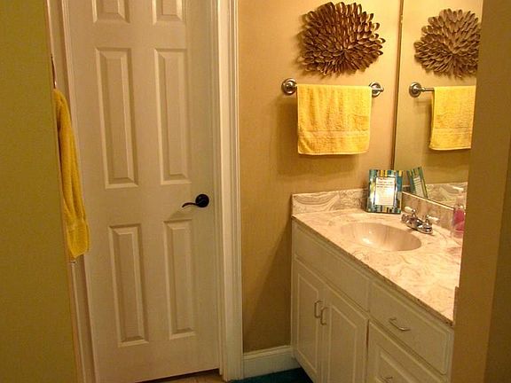 Basement Jack and Jill Bath