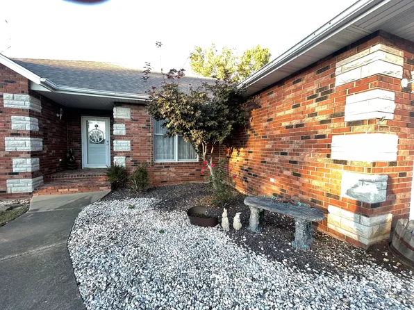 2403 Lamborn Lane, Ozark, MO 65721