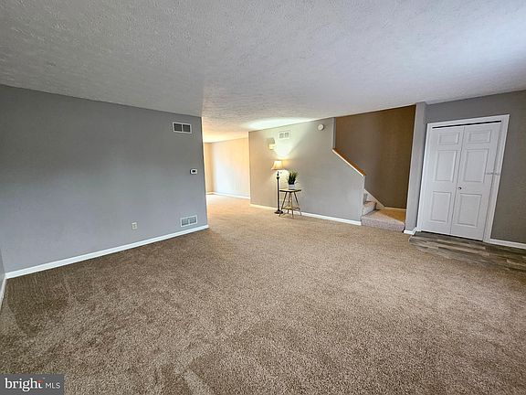 4th image of 3492 Glen Eagles Dr