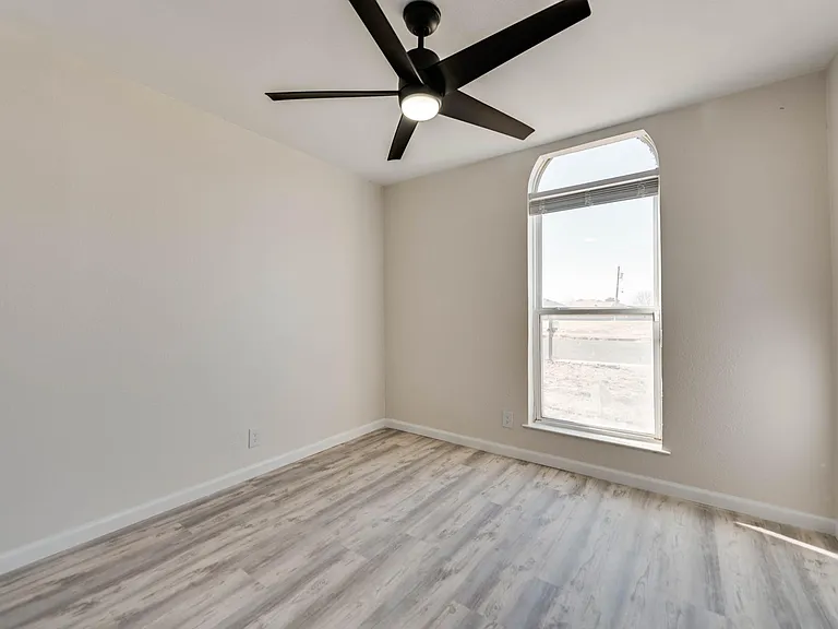 3132 Magill St — Photo 7