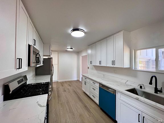 5th image of 4781 Granada Drive