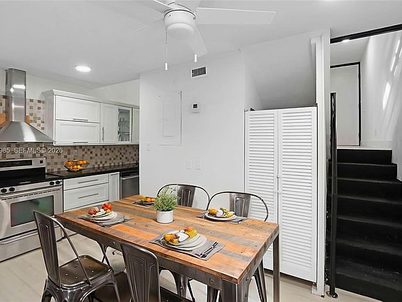 2nd image of 2778 Day Ave APT 2
