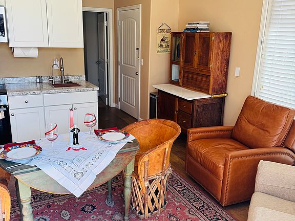 4th image of 11285 Avion Rd #1