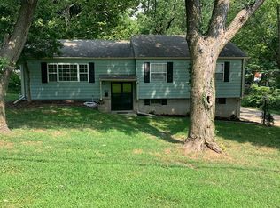 5651 Knox Ave, Shawnee, KS 66203