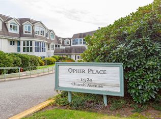 Ophir Place, Saanich, BC V8P 5T7