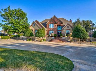 26 NW Heatherstone Dr, Lawton, OK 73505