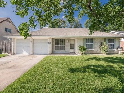14111 Foxford Way, Houston, TX, 77015