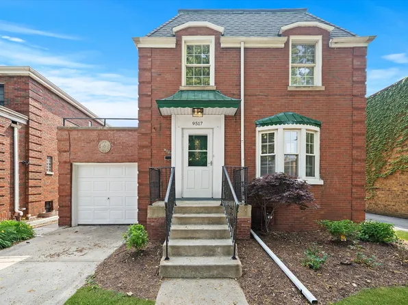 9517 S Oakley Ave, Chicago, IL 60643