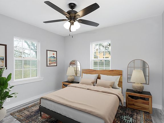 4th image of 310 Dogwood Ave