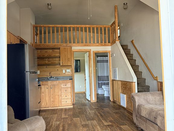 4th image of 131 Rueckle Rd #615
