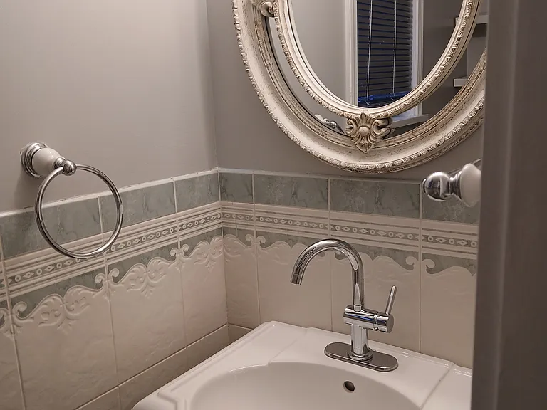 41 Tyndale Pl #1 — Photo 2
