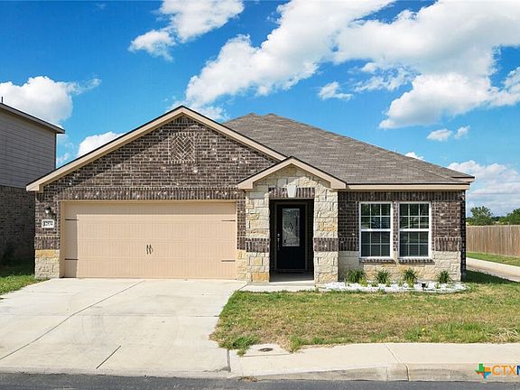 2nd image of 12834 Cedarcreek Trl