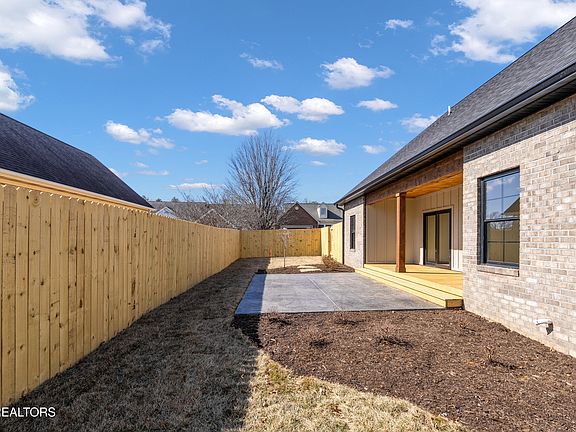 4th image of 31036 Oberlin Ln