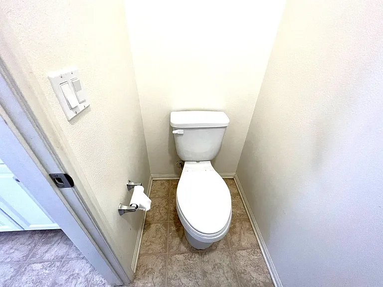 6398 Volans Ct — Photo 11
