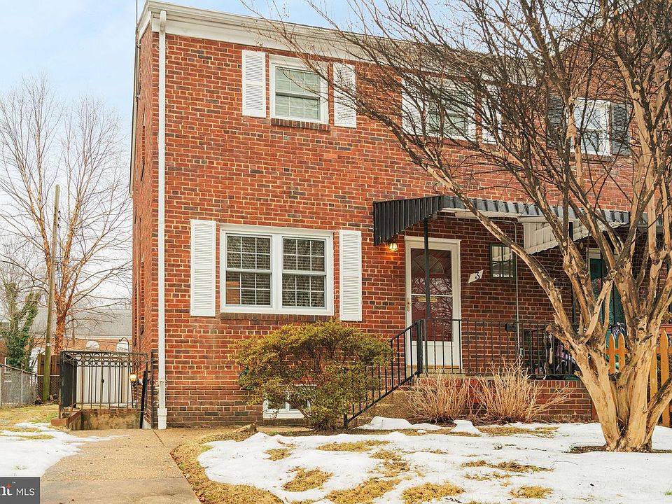 1st image of 3 E Alexandria Ave