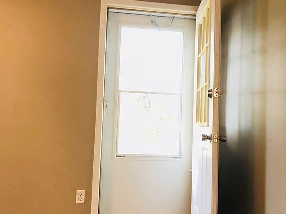 3rd image of 1020 N 15th St