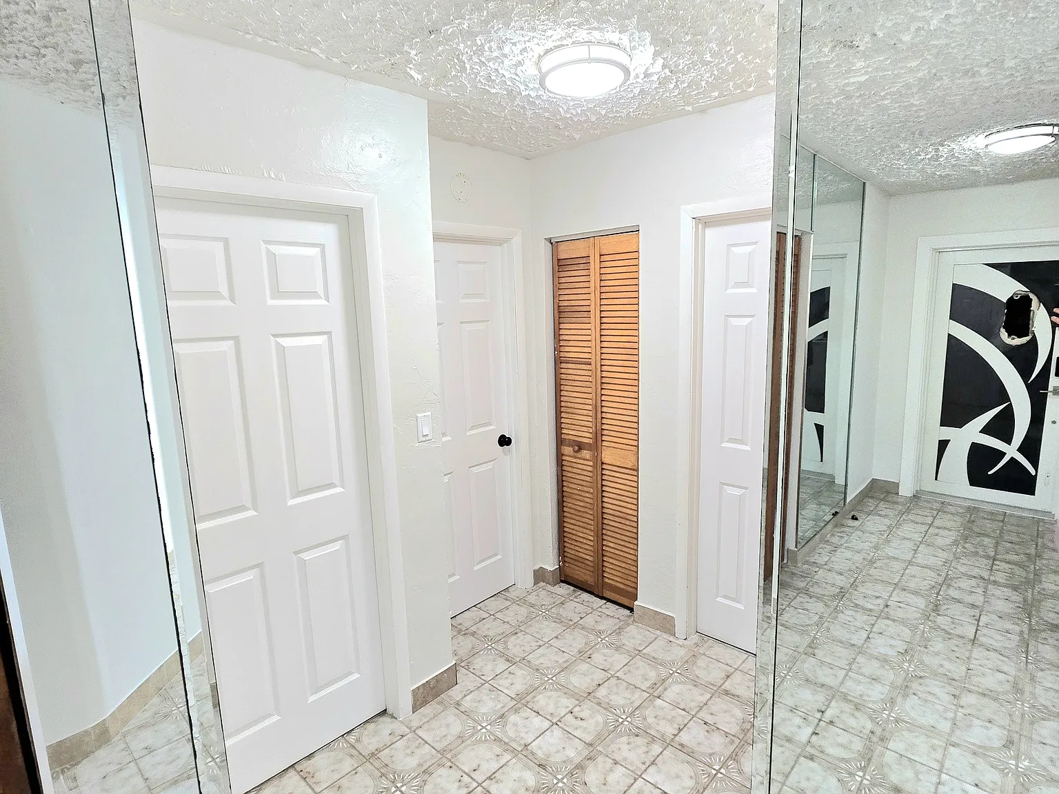 2 bed, $1,850 — Photo 2
