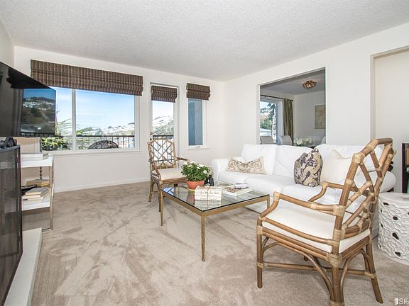 3rd image of 5017 Palmetto Ave APT 68