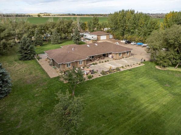 12112 A E Range Road 55, Cypress County, AB T1B 0L4