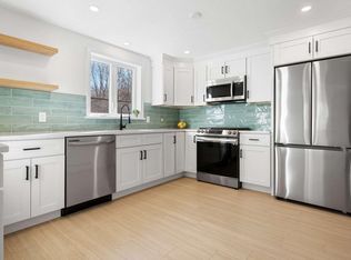 74 E Main St, East Hampstead, NH 03826