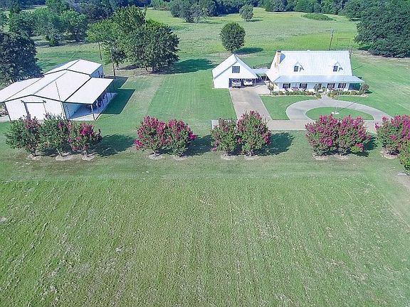 4th image of 3322 Vz County Road 3105