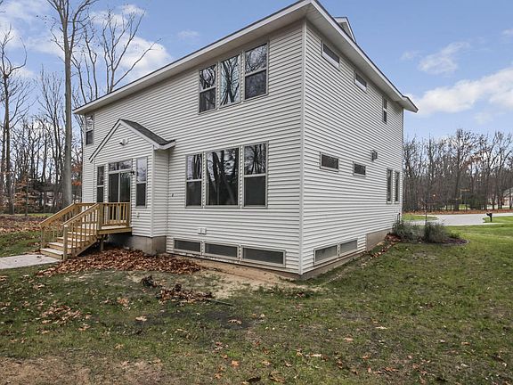 3rd image of 3803 Harbor Breeze Dr