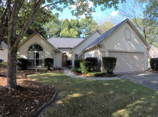 4310 Pinewalk Dr, Alpharetta, GA 30022