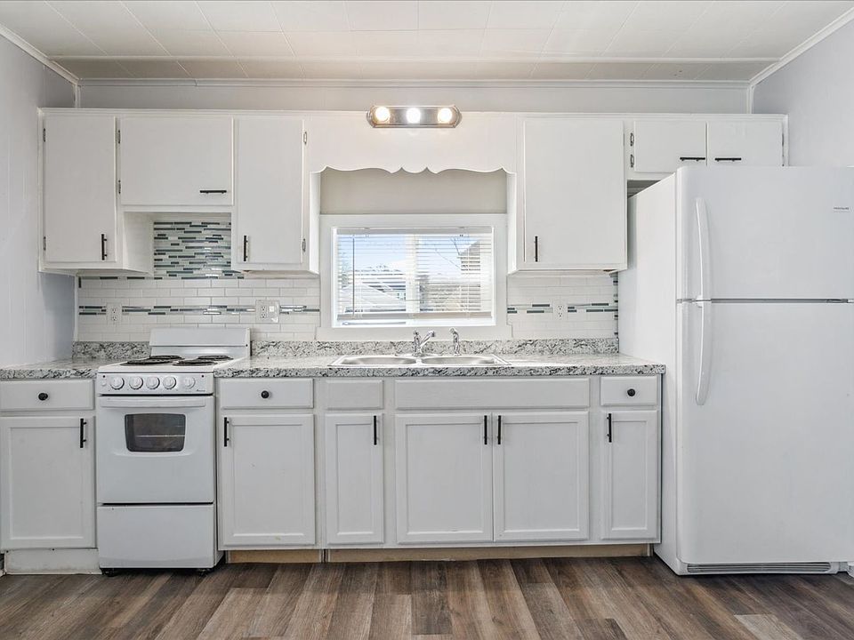222 Woodhaven Rd Newport News VA Zillow