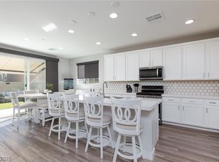 8910 Gilpin St, Las Vegas, NV 89166