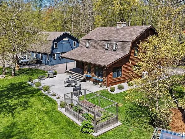 61 Mystic Road, North Stonington, CT 06359