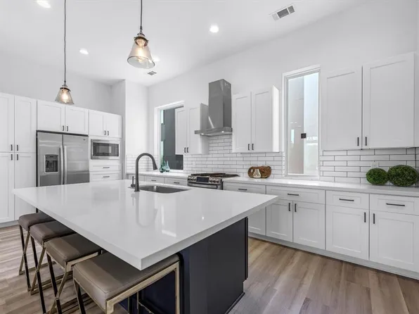 5904 Val Verde St, Houston, TX 77057
