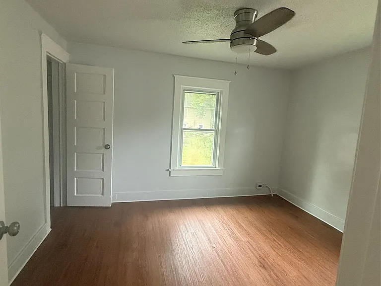 3 Parsons Ave #1 — Photo 5