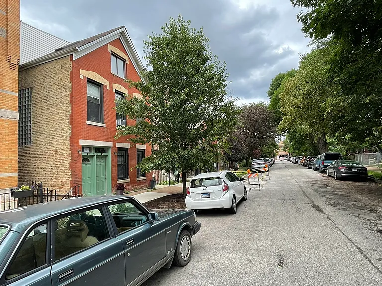 2032 W Homer St #2F — Photo 37
