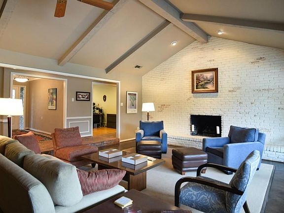 5th image of 6822 Charlmont Cir
