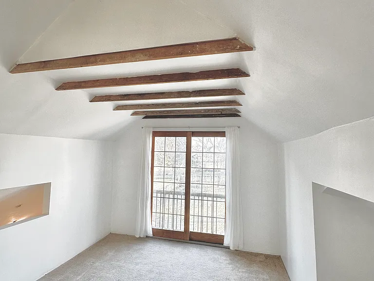 927 E Delmar St — Photo 20
