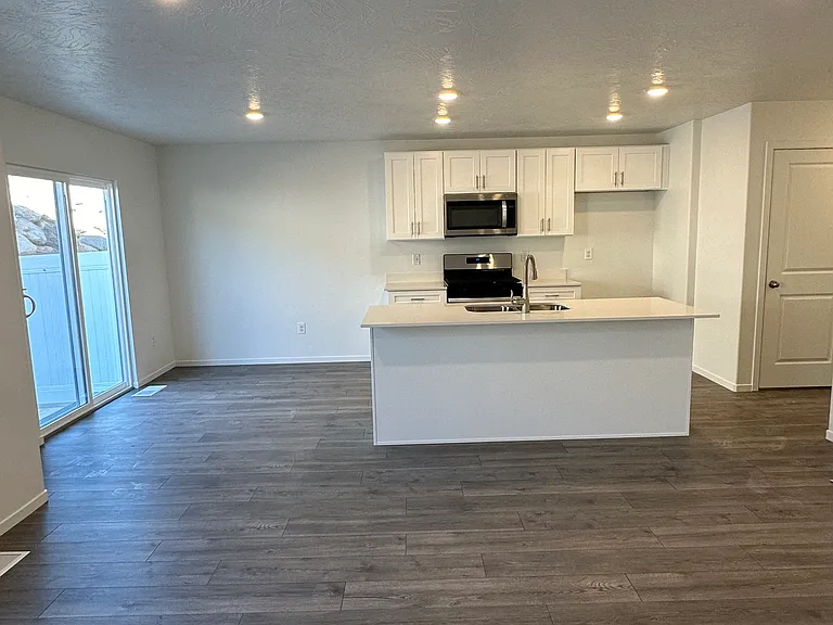 480 S Rockwell Ln — Photo 10